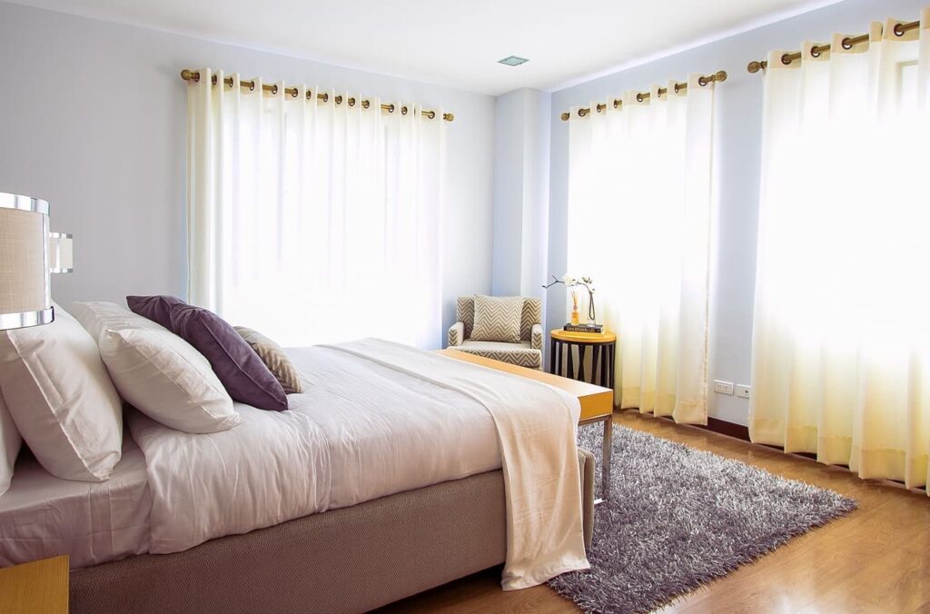HOME STAGING